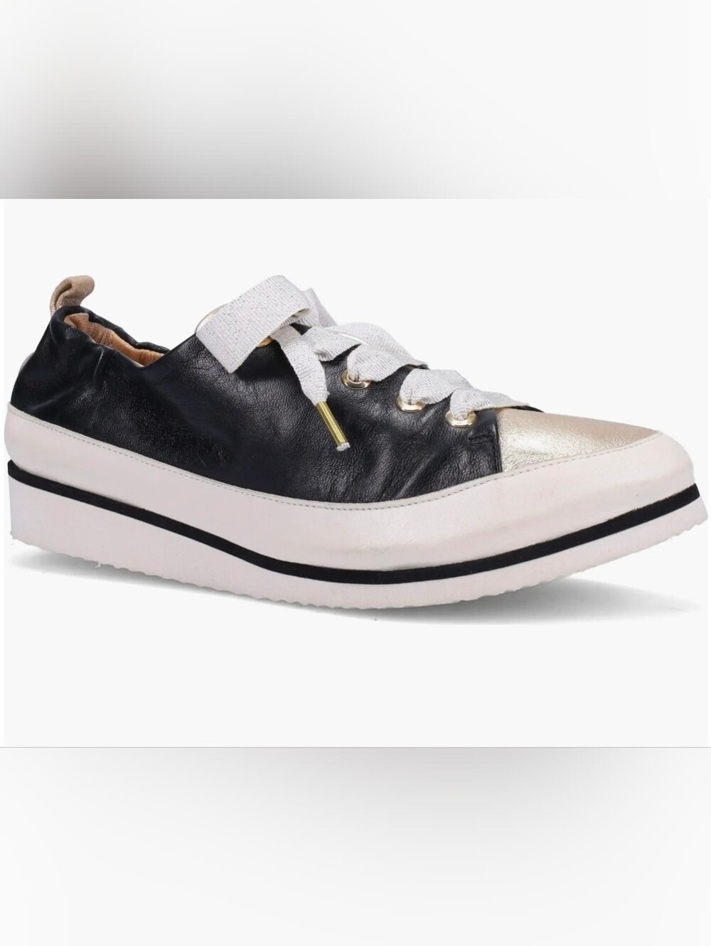 Ron White Nova Sneaker in Onyx Platinum and Black Size 38 Womans